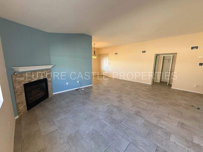 Photo - 10436 Bilboa St NW