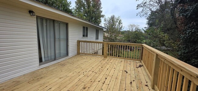 Photo - Large Family Home - Move In Ready!