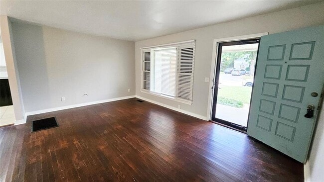 Photo - 3808 NW 31st St