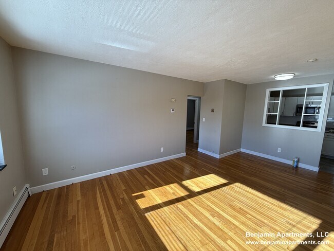 Photo - 274 Grove St Unit 1