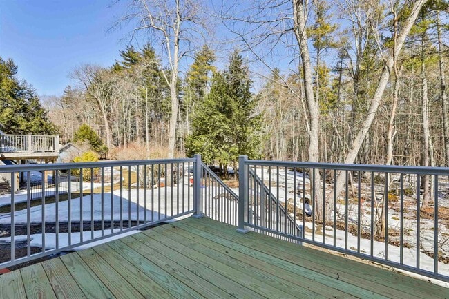 Photo - 22 Reeds Ferry Way