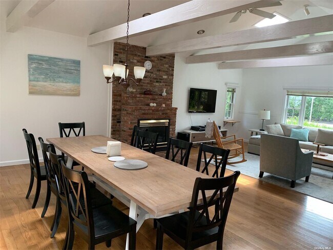 Photo - 254 Meeting House Creek Rd