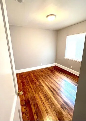 434 Sylvania Ave