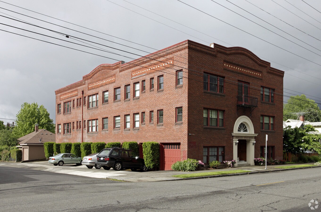 Photo - Parkside Apartments