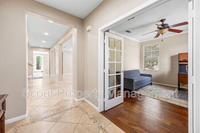 28851 Springfield Pl