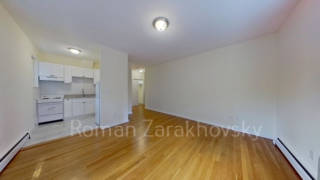 Photo - 2018 Commonwealth Ave Unit 32