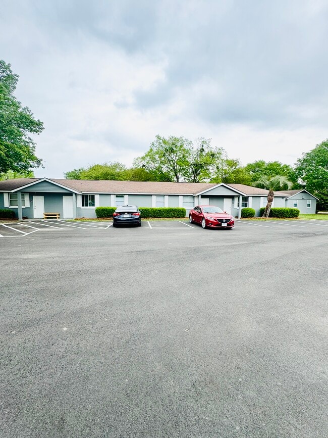 Florence Flats Apartment Homes Florence, SC