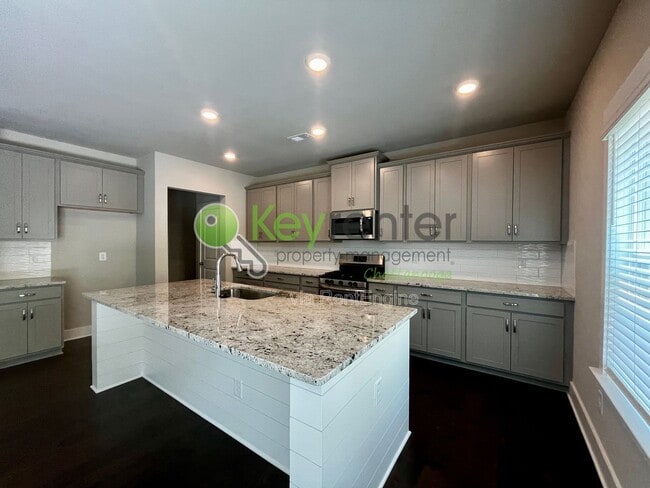 Building Photo - 9110 Fuller Rd