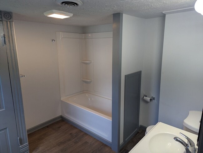 Photo - 1055-1057-1057 Liberty St Unit 1057 1/2 Liberty St.