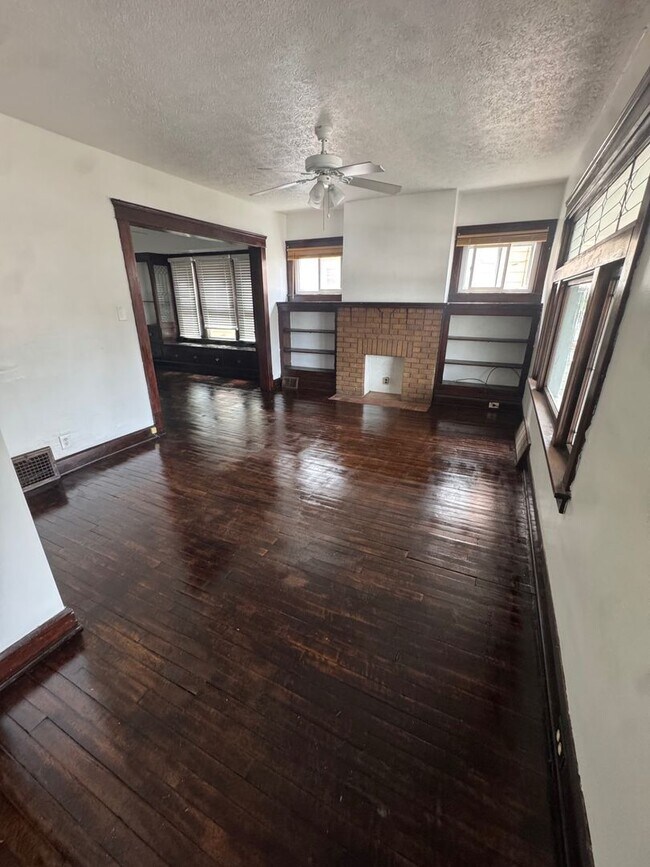 Photo - 2217 W 105th St Unit DN