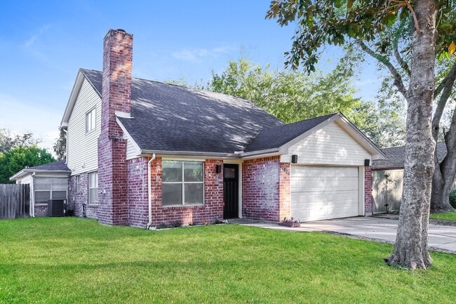 Photo - 22826 Provincial Blvd