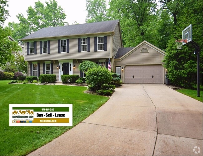 Building Photo - Penn Schools, executive home 4 bedroom 2.5...