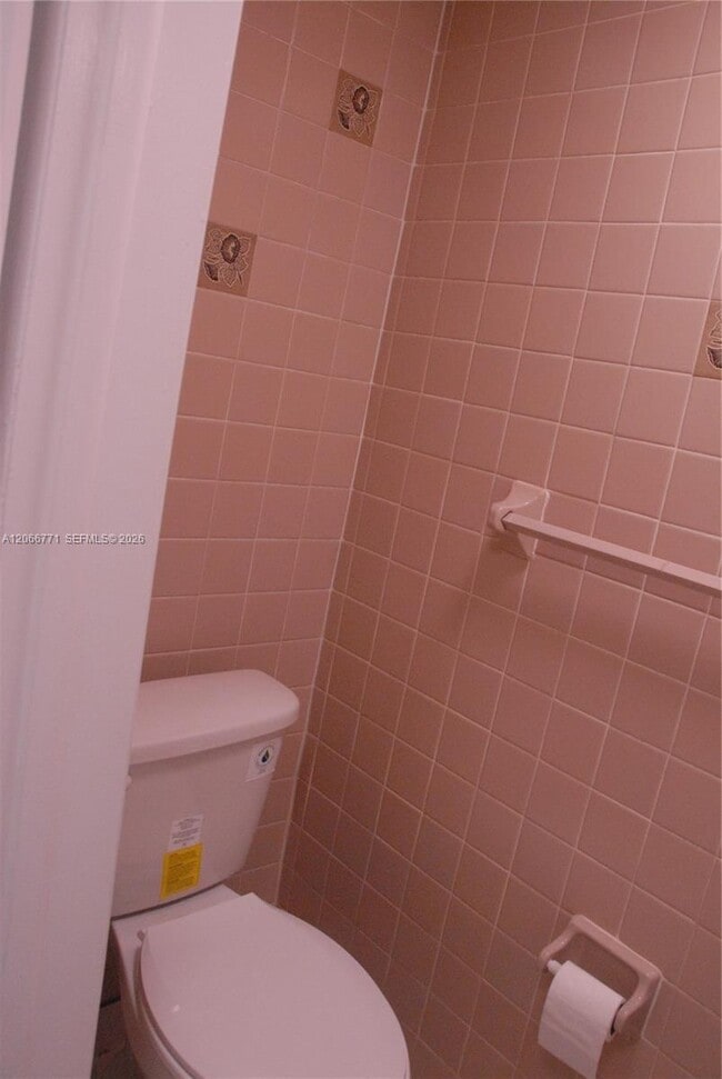 Photo - 10907 N Kendall Dr Unit 416