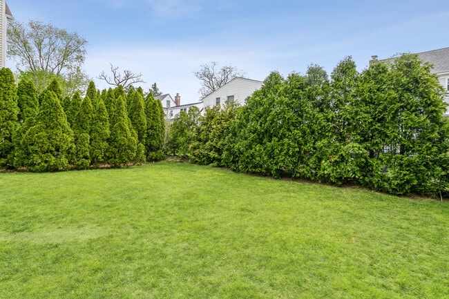 Photo - 106 White Rd