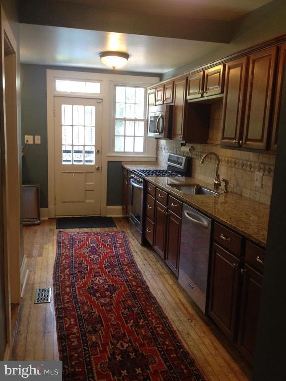 Photo - 214 E University Pkwy