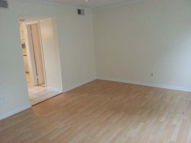 Photo - 5713 Bramblegate Rd