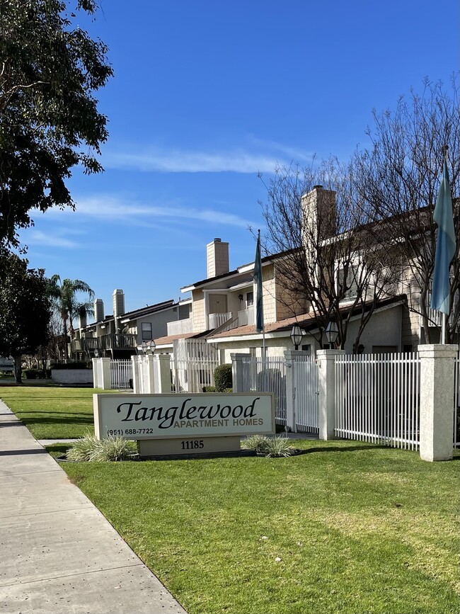 Tanglewood Apartments - Tanglewood Apartments