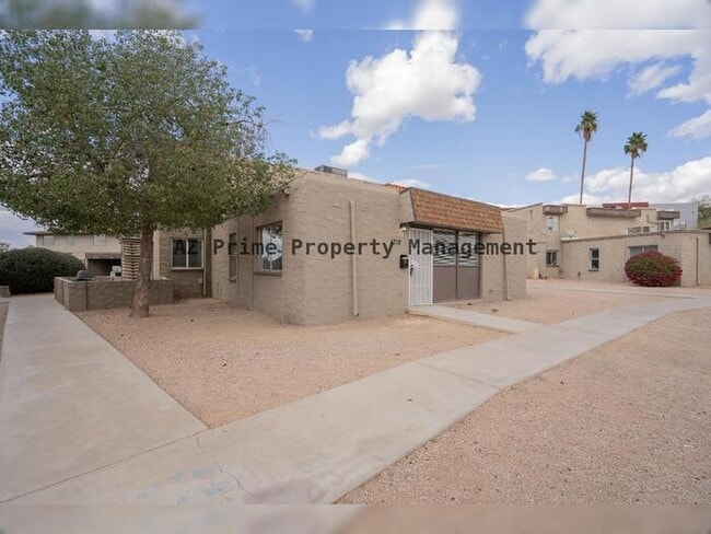 Building Photo - 4719 E Belleview St Unit NA