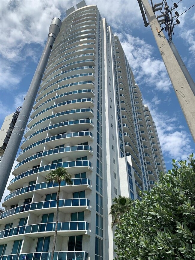 Building Photo - 1945 S Ocean Dr Unit 1605