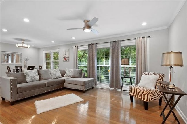 Photo - 2804 Dodson Dr