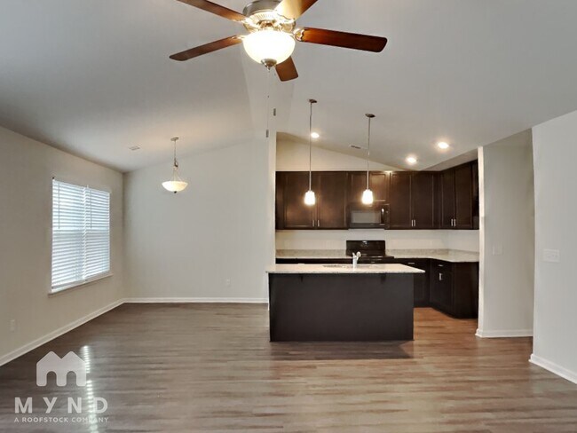 Photo - 105 Palmer St