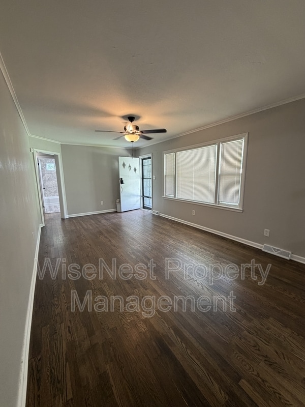 Photo - 2725 N 47th Terrace