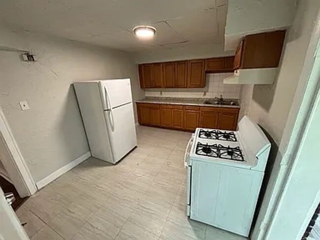 4127 Minnesota Ave Unidad 4127 Minnesota Ave - 2F