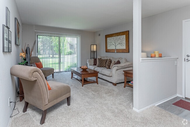 Photo - Essex At Hampton