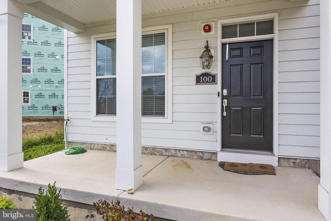 Photo - 100 Waterside Mews Townhome