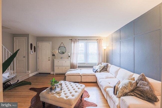 Photo - 3 Bedroom home with Parking Pad