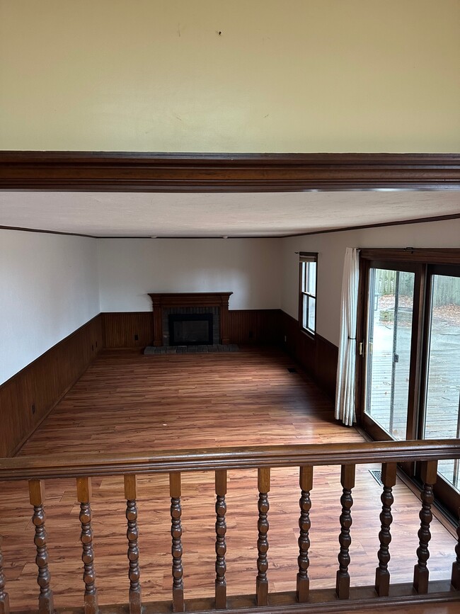 Photo - 776 Meadowbrook Ave