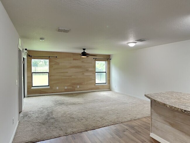 Photo - 5584 Maggiore Blvd