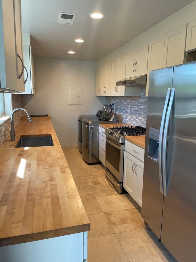 Photo - 1 Bedroom 1 Bathroom Single Level in Jacks...