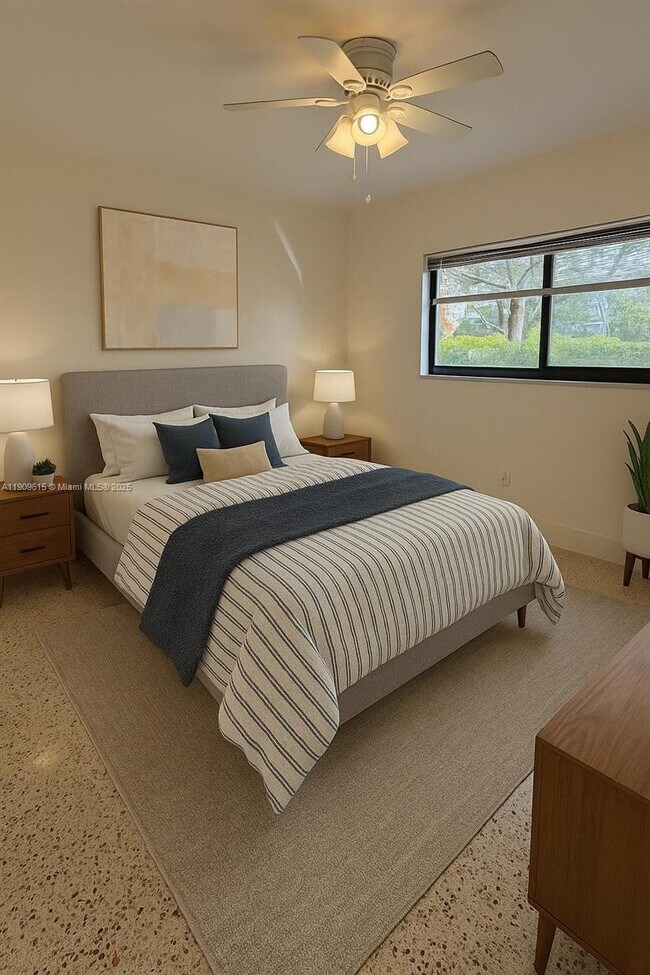 Photo - 600 SW 10th St Unidad 3