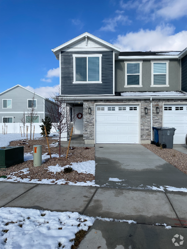 Building Photo - 1126 E Trident Dr Rental