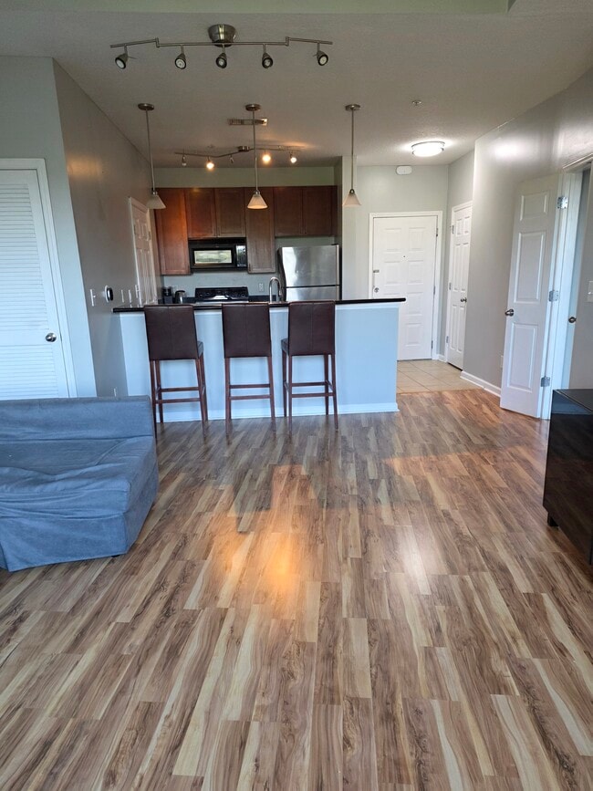Photo - 400 17th St NW Unit Fully Furnished Top Floor  Available