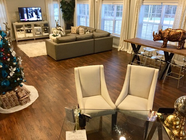 Photo - The Vineyards at Monticello