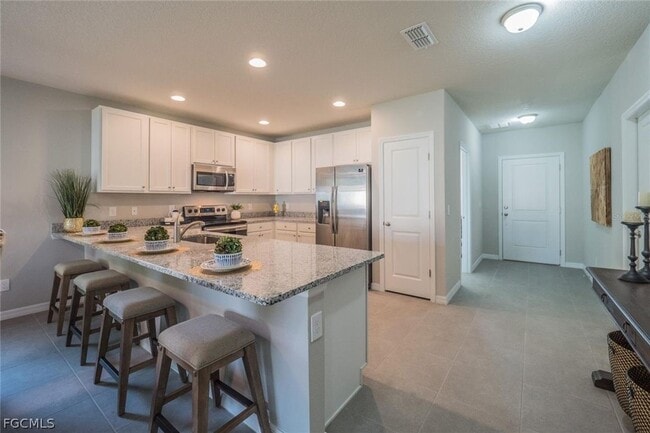 Photo - 1913 NE Juanita Pl