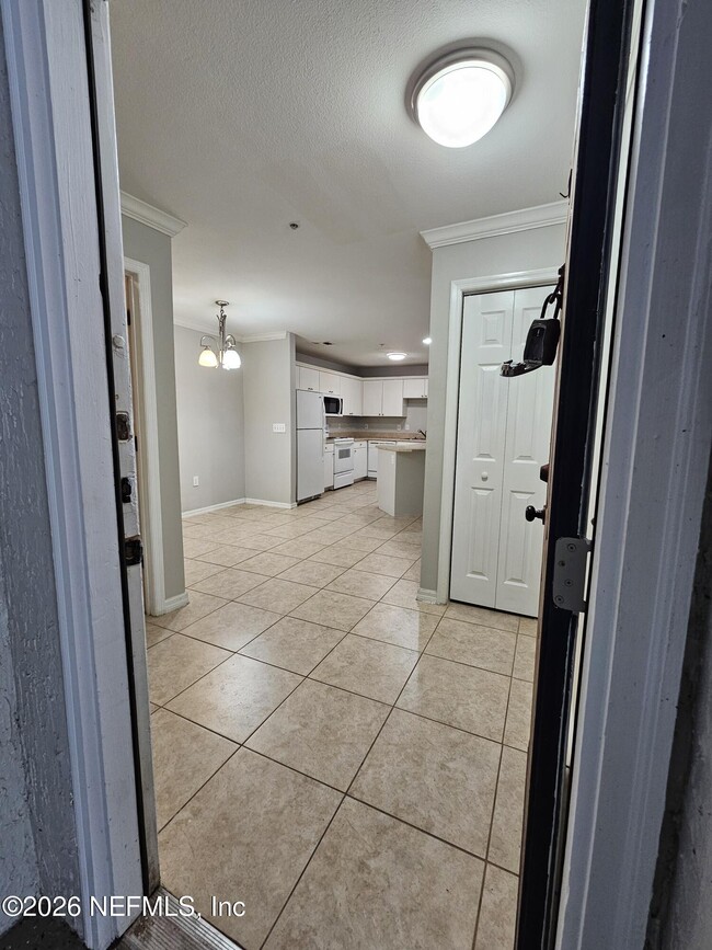 Building Photo - 3591 Kernan Blvd S Unit 106