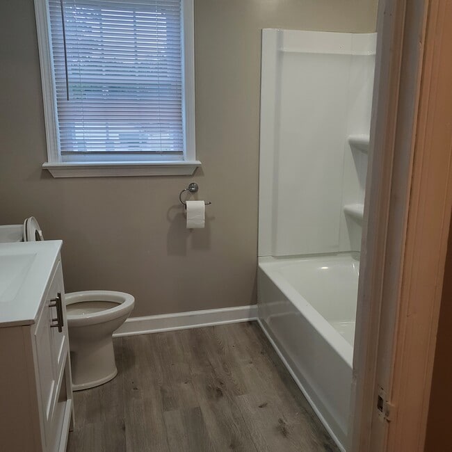 Photo - 4215 Randleman Rd