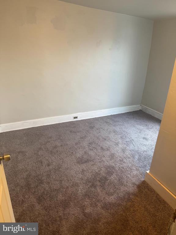 Photo - 879 Cherry St