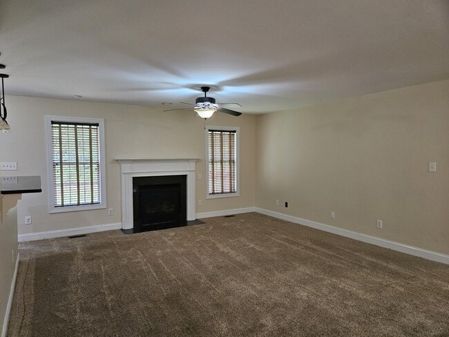 Photo - 550 Orchard Falls Dr