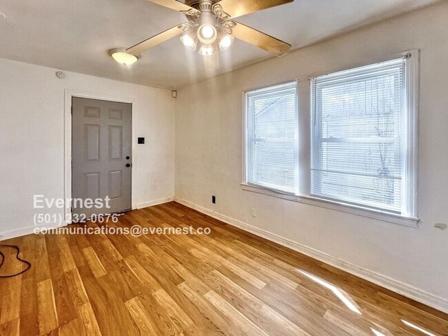 Photo - 1320 Adams St