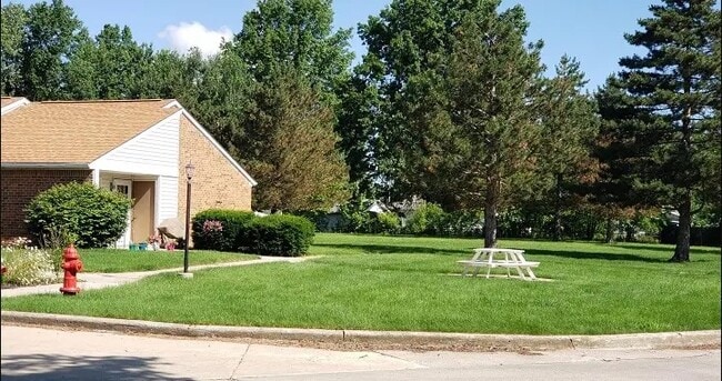 Photo - 41 E Washington St