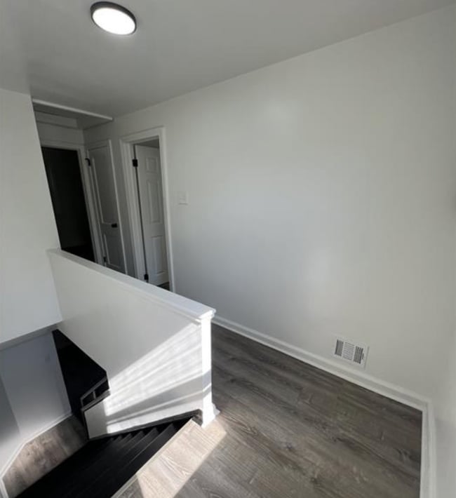 Photo - 2712 Kane St