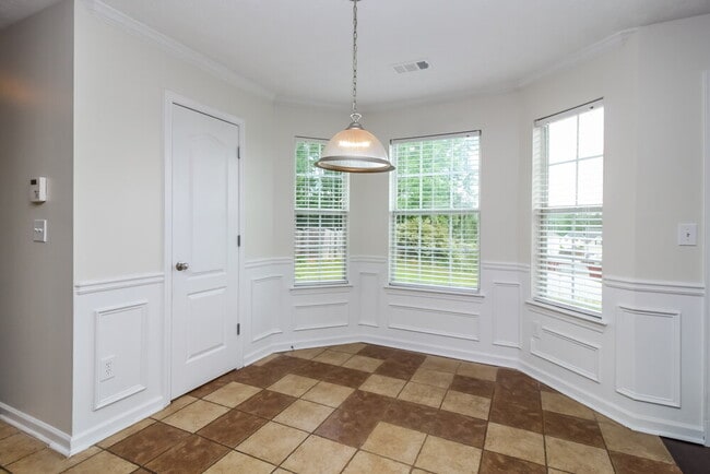 Photo - 604 Mohawk Cir