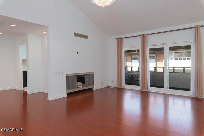Photo - 31515 Lindero Canyon Rd