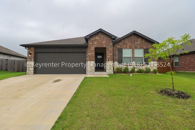 Building Photo - 4 Bed | 2 Bath | Claremore | Estates at Stone Creek