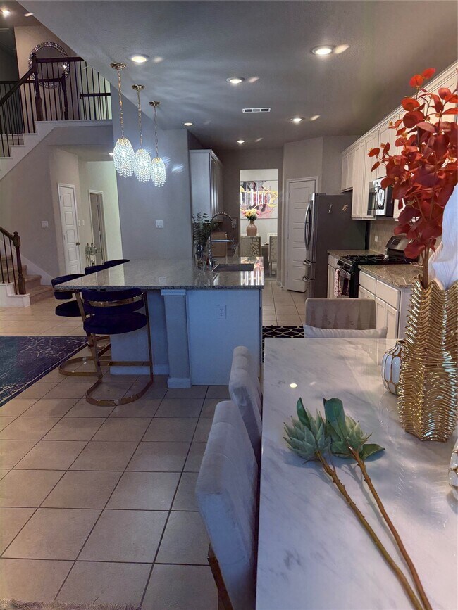 Photo - 1617 Darwin Cedar Dr