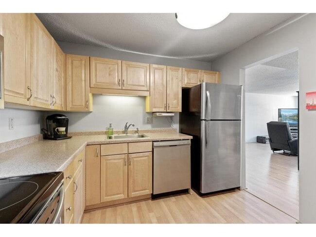 Photo - 78 10th St E Unidad 3203